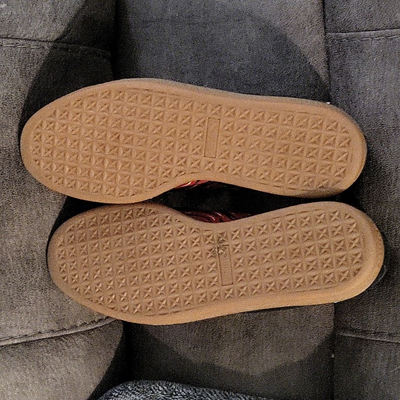 RARE PUMA X Santa CruZ skateboard collaboration size 10.5 mens - Picture 9 of 9